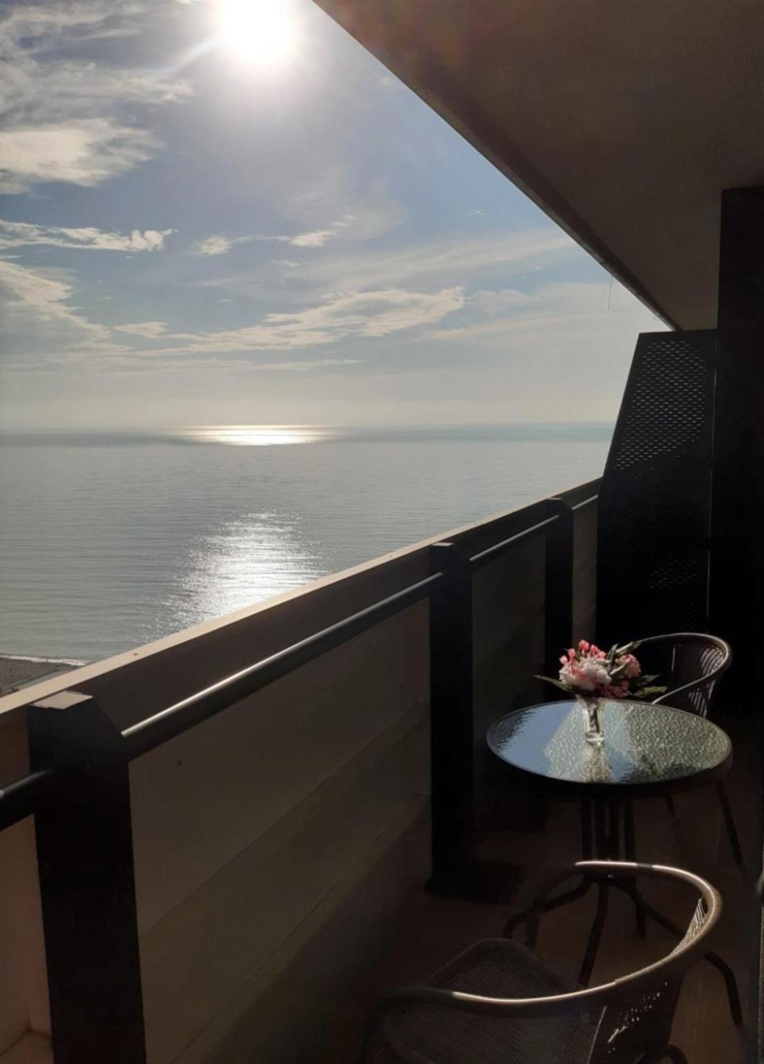 Black Sea Apartment In Orbi City Batumi Exterior photo