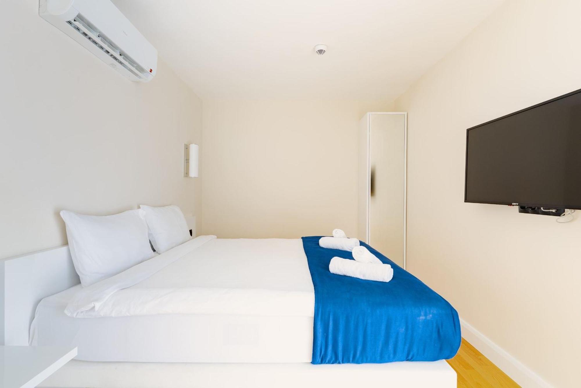 Black Sea Apartment In Orbi City Batumi Exterior photo